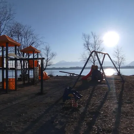 مكان تخييم Auszeit Am Chiemsee *