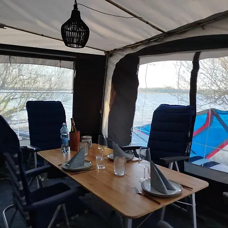 营地 Auszeit Am Chiemsee 基姆湖畔普林