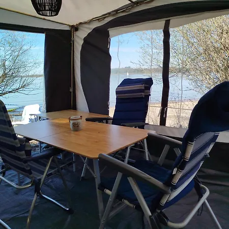 Auszeit Am Chiemsee مكان تخييم *